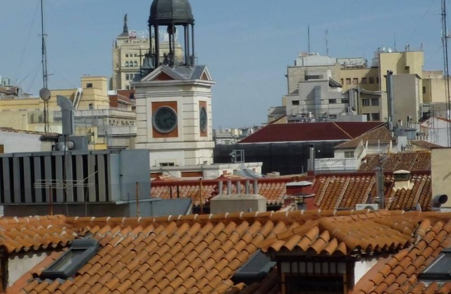 Penthouse in historic center next to Plaza Mayor