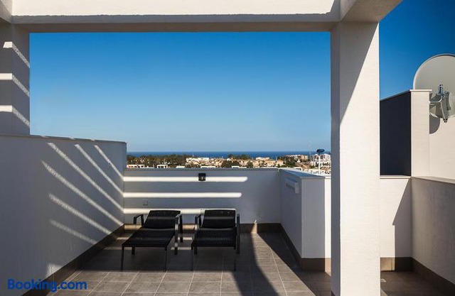 Penthouse Oasis Beach Los Altos