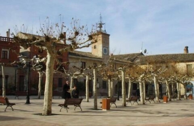 Self Catering Cottage La Alcubilla People 