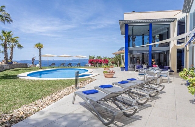 Villa Bay Blue 