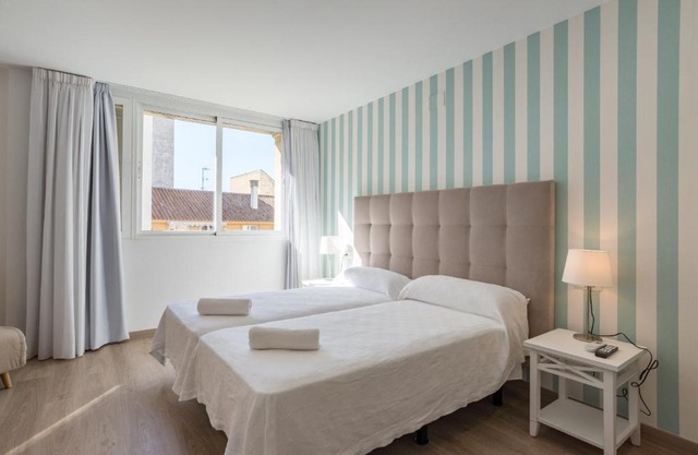 Urbe10 Atarazanas Premium Loft 4