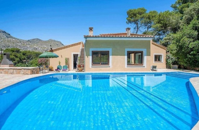 Villa Alexandria, 300m. from the Beach