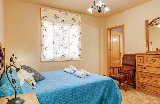 Villa with great views, close to village, WiFi