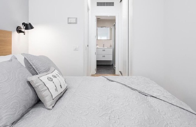 Villanueva Apartment II