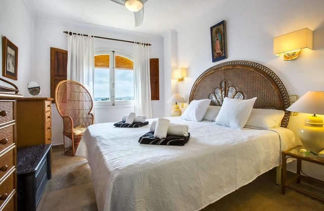 Wonderful and classic apartment with communal pool in Javea, on the Costa Blanca, Spain for 5 persons