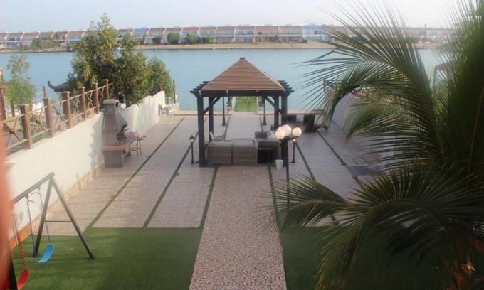 Sari Street Villa | شاطئ السعادة- درة العروس