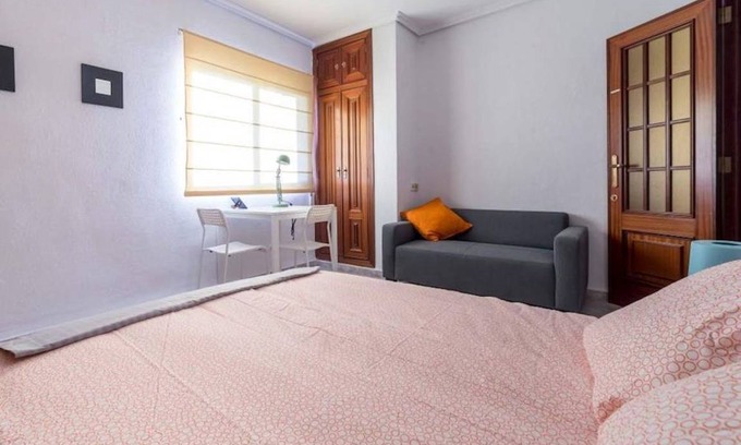 Morvedre Resort | 100 m² Private room ∙ 1 bedroom ∙ 1 guest