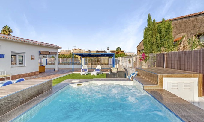 Oliva Villa | 110 m² Villa ∙ 3 bedrooms ∙ 7 guests