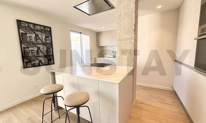 Ciutat Vella Apartment | 120 m² Apartment ∙ 2 bedrooms ∙ 6 guests