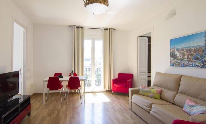 Sant Antoni Apartment | 120 m² Apartment ∙ 4 bedrooms ∙ 11 guests