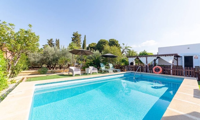 Pechina House | 120 m² House ∙ 3 bedrooms ∙ 6 guests