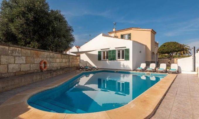 Cala en Blanes Villa | 120 m² Villa ∙ 4 bedrooms ∙ 8 guests