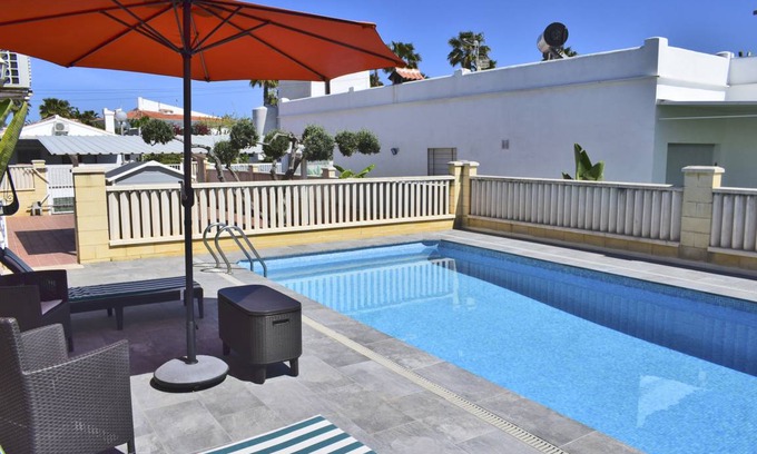 Oliva Villa | 125 m² Villa ∙ 4 bedrooms ∙ 8 guests