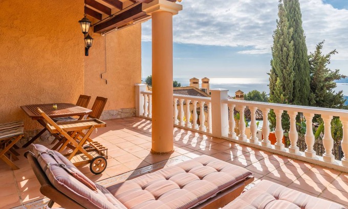 Altea la Vella Villa | 128 m² Villa ∙ 3 bedrooms ∙ 6 guests