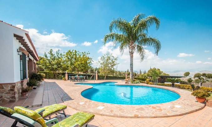Alhaurin el Grande Villa | 130 m² Villa ∙ 3 bedrooms ∙ 7 guests