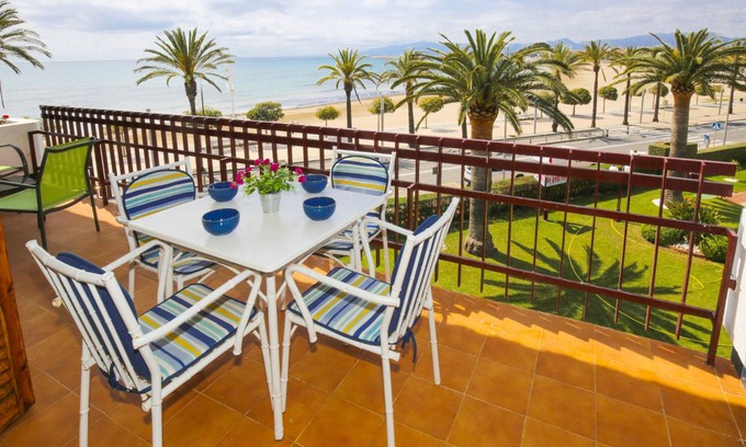 Cambrils Apartment | 140 m² Apartment ∙ 4 bedrooms ∙ 10 guests