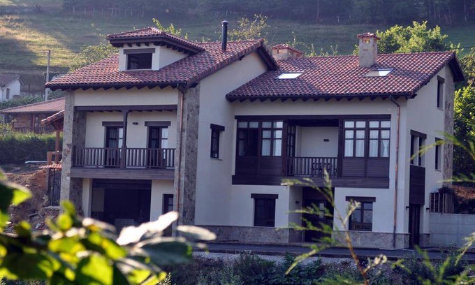 Paniceres House | 150 m² House ∙ 3 bedrooms ∙ 8 guests