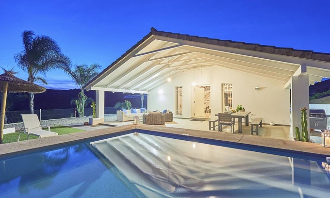 Alhaurin el Grande Villa | 170 m² Villa ∙ 3 bedrooms ∙ 6 guests