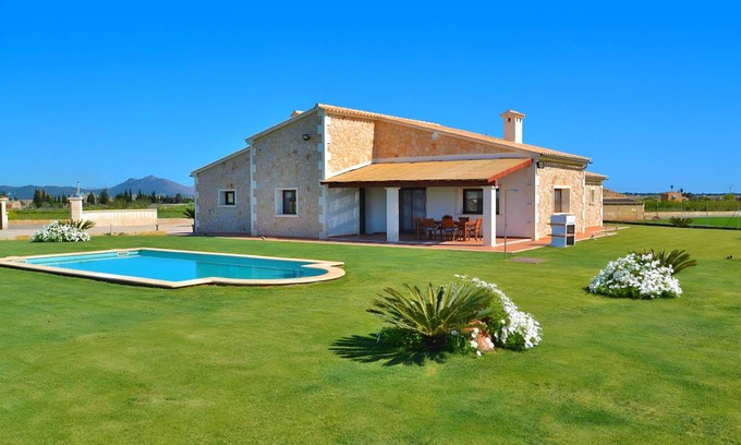 Muro House | 180 m² House ∙ 3 bedrooms ∙ 6 guests