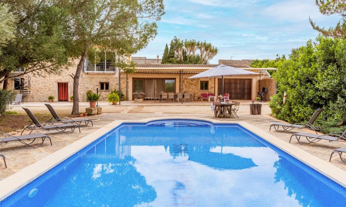 Sineu House | 220 m² House ∙ 5 bedrooms ∙ 11 guests