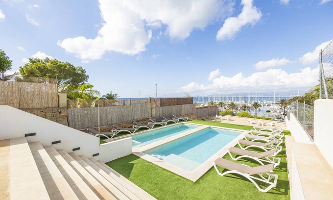 El Arenal House | 220 m² House ∙ 4 bedrooms ∙ 7 guests
