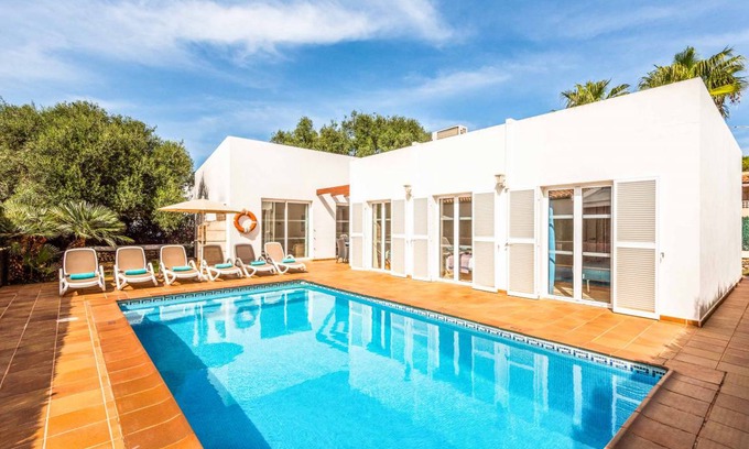 Cala en Blanes Villa | 23 m² Villa ∙ 3 bedrooms ∙ 6 guests