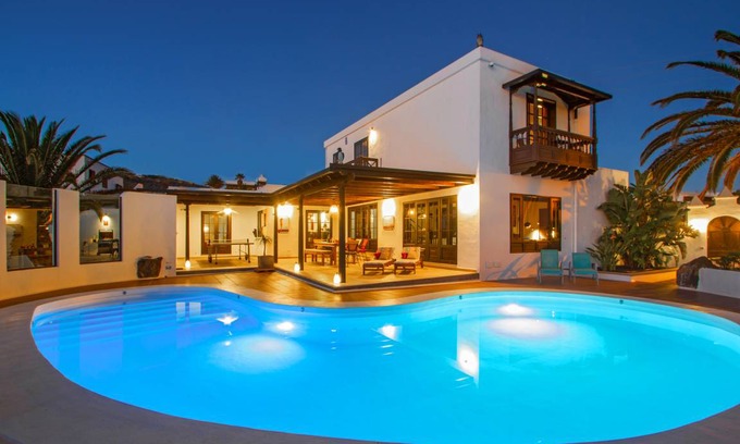 La Asomada Villa | 236 m² Villa ∙ 4 bedrooms ∙ 7 guests