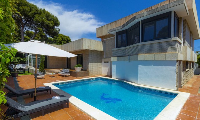 Vilafortuny Villa | 275 m² Villa ∙ 4 bedrooms ∙ 10 guests