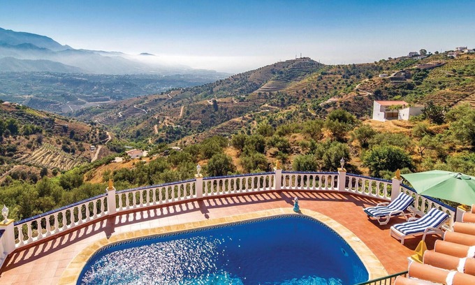 Torrox House | 3 bedroom cozy home in Torrox