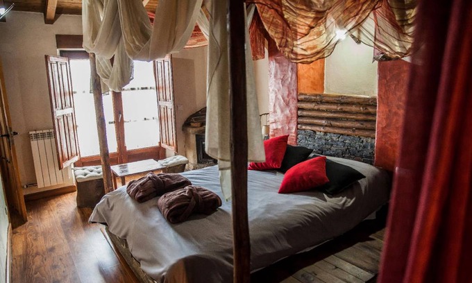 Bermellar House | 350 m² House ∙ 8 bedrooms ∙ 16 guests