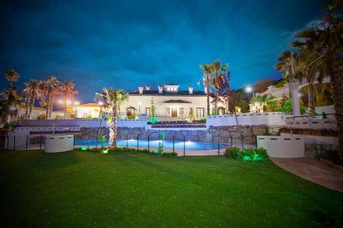 Noguerones House | 350 m² House ∙ 9 bedrooms ∙ 18 guests