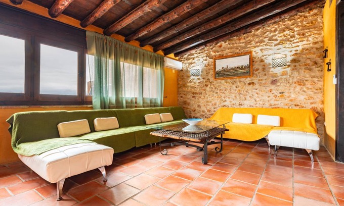 Canet lo Roig House | 397 m² House ∙ 6 bedrooms ∙ 18 guests