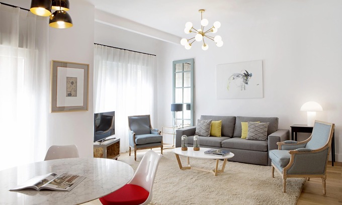 Centro Apartment | 3Dorm/3bathroom Apt-Gran Via Madrid Center-Terrace