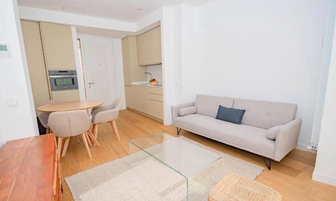 Hispanoamerica Apartment | 40 m² Apartment ∙ 1 bedroom ∙ 3 guests