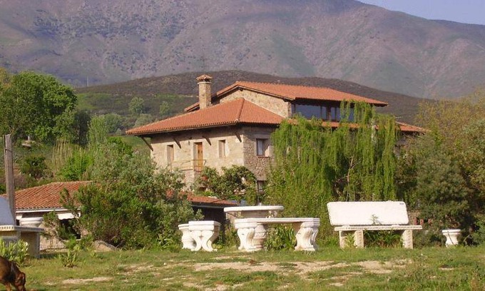 El Raso House | 40 m² House ∙ 15 bedrooms ∙ 30 guests