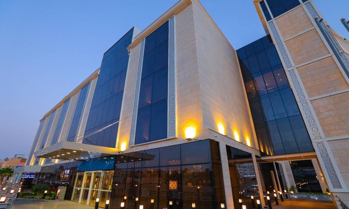 Unaizah Hotel | 47 m² Hotel ∙ 3 guests