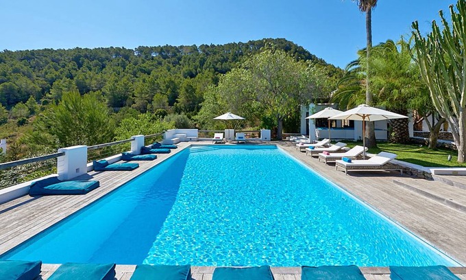 Sant Agusti des Vedra Villa | 477 m² Villa ∙ 5 bedrooms ∙ 10 guests