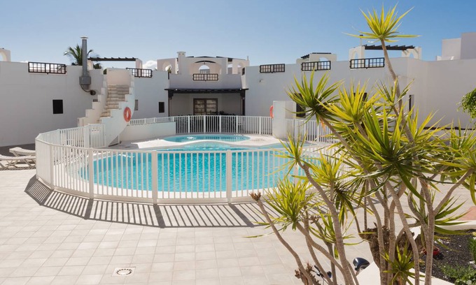 Costa Teguise Apartment | 50 m² Apartment ∙ 1 bedroom ∙ 4 guests