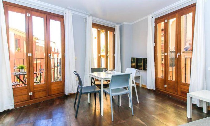 Barrio del Carmen Apartment | 50 m² Apartment ∙ 3 guests