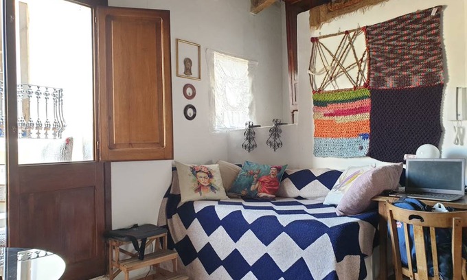 Barrio del Carmen Apartment | 55 m² Apartment ∙ 1 bedroom ∙ 2 guests