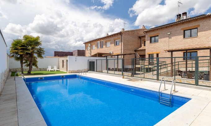 Galvez House | 60 m² House ∙ 5 bedrooms ∙ 15 guests