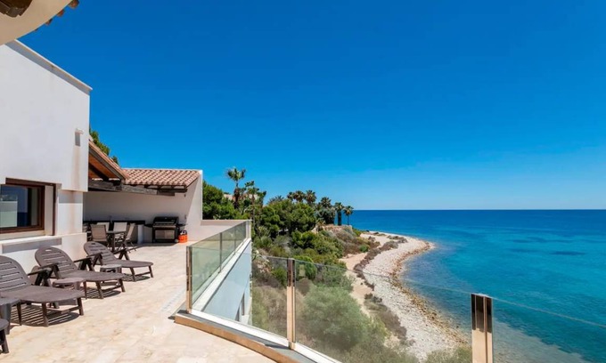 Coveta Fuma Villa | 700 m² Villa ∙ 8 bedrooms ∙ 16 guests
