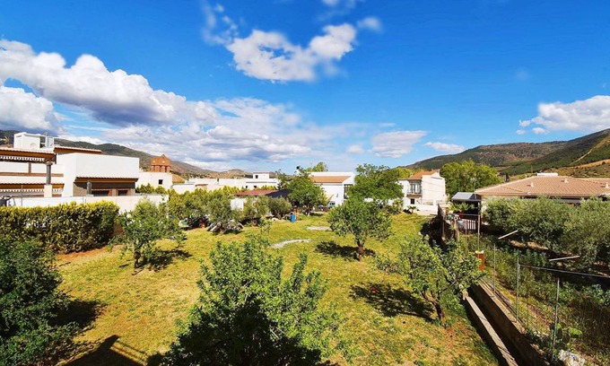 Fondon Apartment | 90 m² Apartment ∙ 3 bedrooms ∙ 4 guests