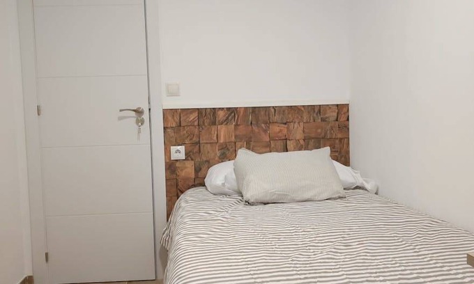 Patraix Resort | 90 m² Private room ∙ 1 bedroom ∙ 1 guest