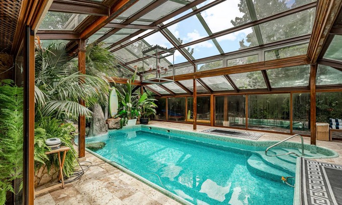 Las Rozas de Madrid Villa | 900 m² Villa ∙ 5 bedrooms ∙ 10 guests