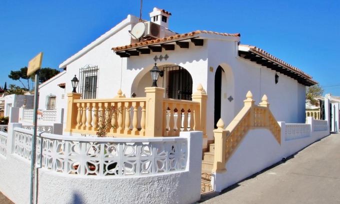 El Tesoro Apartment | Alcazar - holiday bungalow in peaceful surroundings in Teulada