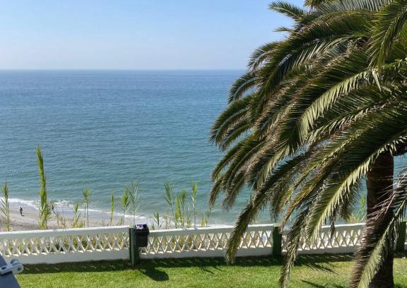Nerja City Centre Apartment | Apartamentos Acapulco At Home