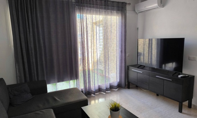 Torre de Benagalbon Apartment | Apartment on the beach in Rincón de la Victoria.