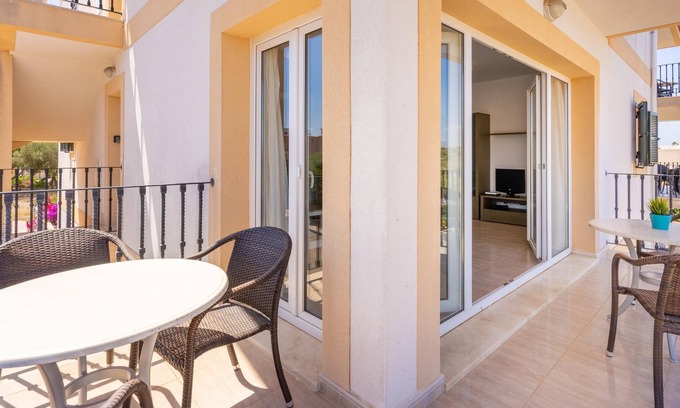 Cala d'Or Apartment | Apartment "Ferrera Vista 3" close to the Beach with Mountain View, Wi-Fi, A/C & Balcony