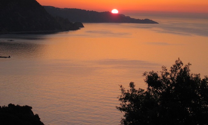 Salionc Apartment | Apartment in Cala Salions (Tossa de Mar) with 2 bedrooms (1 suite) and 2 bathrooms